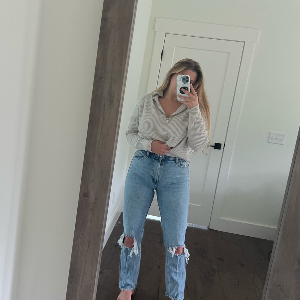 Abercrombie the ‘90s straight ultra high rise curve love